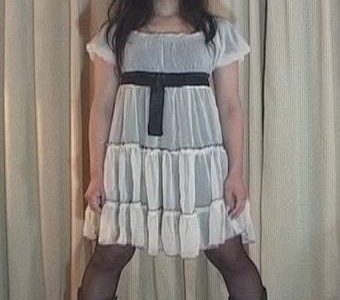 【悪戯】真面目な撮影で来たモデルにオナニーの演技を頼み気持ち良くなったタイミングでモデルの顔の前にチ●コ出してみたらどうなる!?