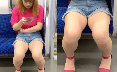 夏らしいショートパンツとエッチな生脚がたまらない可愛い女子大生（前編）