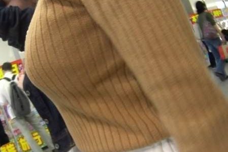 新～極上のおかず707（おっぱい美人OLさまに大接近）