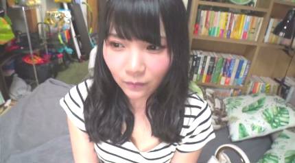 スレンダー美乳の清楚な22歳女子大生が彼氏とへのあてつけで初ハメ撮り