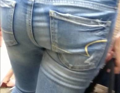 【極上尻】港区女子のラグジュアリーなスキニージーンズ尻５