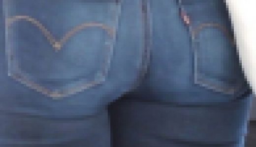 電車を待つお姉さんプリッとしたエロ尻にフル勃起！【動画】街撮り編 1010と1013セット販売