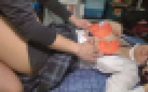 素直で可愛い女子○生ちかちゃんの黒部屋 素直すぎていじめたくなっちゃう！幼い太ももが精子でべっとり・・・（笑）