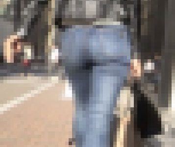 おかず84（桃尻長身スタイル抜群お姉様）