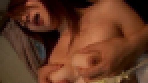 新婚１年目の人妻たちの不倫セックス！File.17