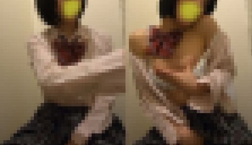 デパートのトイレでこっそりオナニーしちゃうJ〇60