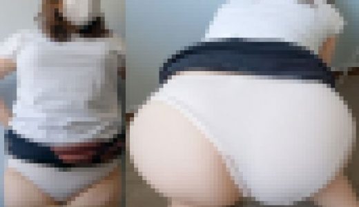 【ワンコイン人妻パンチラ】朝から晩まで汗水たらして大判焼きを焼くパートおばさん