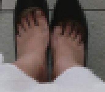 【４Ｋ足裏】【購入者に抽選で特典有】超美女!駅の待合室に充満する異常な悪臭の犯人、それは美人ＪＤ、お前だ②