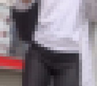 おかず243（下半身がやたらエロい美人お姉様）