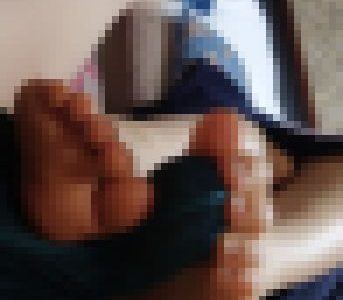 【４Ｋ足コキ】【ペニス剥き出しパンツ】ち●こ折ってあげようか？清楚女王様の言葉責め＆生足コキ！