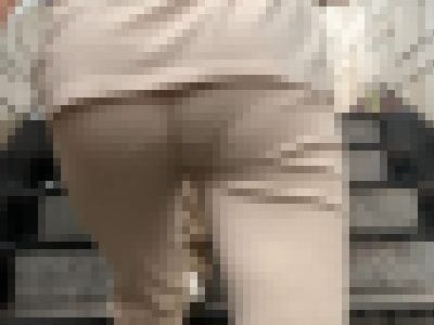 【むっちむちのエロ尻！】隠そうとしても隠しきれない豊満なクソエロい肉尻！クッキリパンティーラインがエロい！【639】