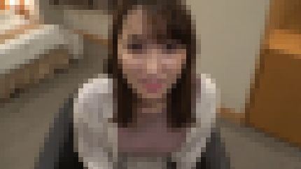 欲求不満の24歳水泳のコーチが久しぶりの男根に喘いで美巨乳を揺らして何度も絶頂