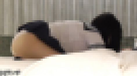 【ボブ子ちゃん】セーラー服コスプレ【生えかけのアンダー〇アー盗撮】