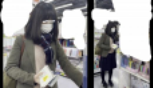 【 スマホで逆さ撮り129】仕事帰りの人妻のパンティは抜き所満載　黒タイツとナチュスト越しのムレムレパンティをお届け【2名収録】