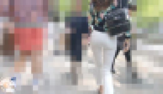 【新機材】【FHD高画質】 ブランドもの大好き 白ピタOL