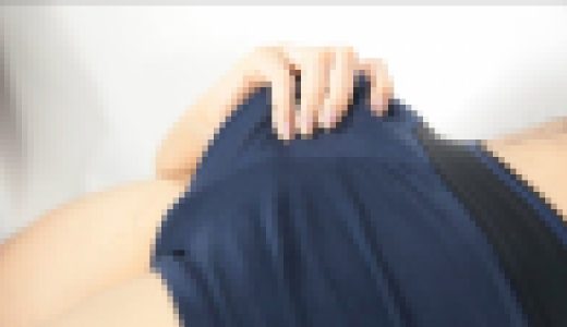 手コキフェチ　パンツの上から女性の手で男性器を触るｆ753