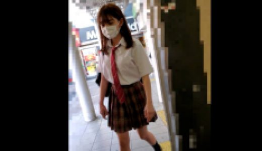 【電射男021】赤チェハーフ系美人女子校生にイタズラ…怒ってる顔もかわいいｗ