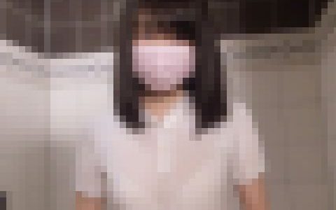 制服少女と水鉄砲【1】 水鉄砲攻撃で濡れてピッタリと体に貼り付いたシャツの透け感が男のロマンなんです（笑）