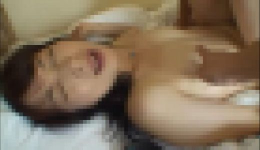 【ブリット】熟女の蒸れた太ももGET #032 EQ-217-08