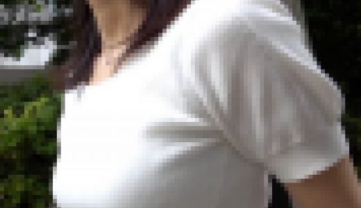 おかず449（爆乳美人お姉様のボインボインなニット乳！超美人です！）