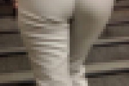 長身美女のむっちりお尻