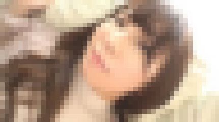 真っ白な美肌の21歳女子大生が会ったばかりの男の肉棒を挿入され顔を歪めて本気で喘ぐ