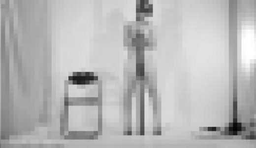 悪徳芸能事務所にスカウトされて次から次へと猥褻な写真を撮られる女子大生　240n3