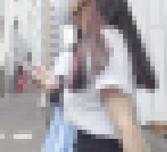 0007街撮りメチャカワちゃん4人乳追い