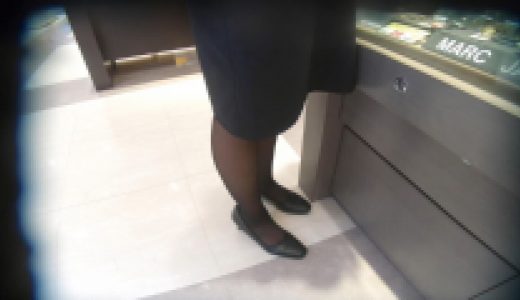 【ショッピングしてきた35】黒ストお姉さん刹那の白おP