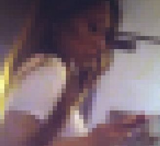 色気大爆発のフェロモン美女がピタピタスカートでお尻とおっぱいを強調して歩く姿に悶絶