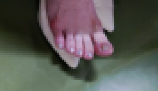 ４Ｋ★顔出し有★神回！激ムレ白パンプスを纏う足臭殺人姫の脳天撃ち抜く爆裂納豆臭！