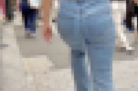 長身＋デカくて安産型のムニュ尻をクネらせて男を挑発！ 下品な下半身ラインくっきりデニムお姉さん編＋おまけ付き