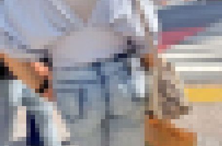 ムッチンプリンなワガママボディにジューシーな爆尻をムニュらせて男を挑発！ 下品なスキニーデニム 美爆尻編