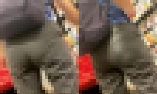 珍しいカーキパンツ奥様 最高の美尻超接写 お尻突き出しシーンあり【街中風景012】