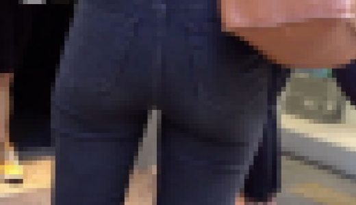 おかず705（肉尻ギャルと巨乳OLのコラボ）