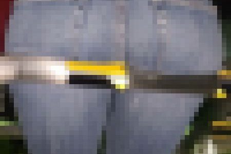【ローライズデニム】ムチッとした下半身のお姉さん2