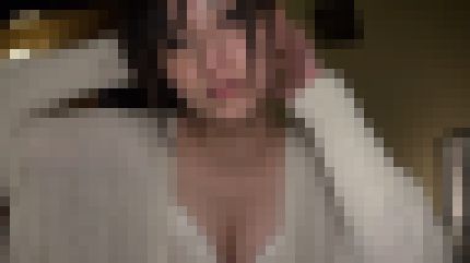 スレンダー美巨乳の19歳女子大生がスカウト直後にハメ撮りされアソコをベトベトにして喘ぎまくる