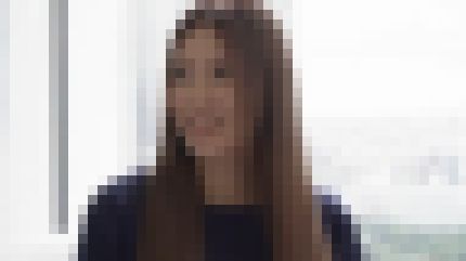 色白巨乳の30歳人妻が浮気エッチで性欲に火が付き他人棒で突かれ悶絶