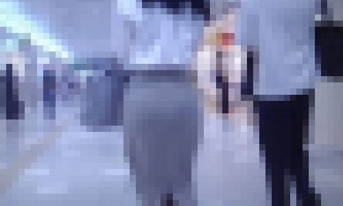 清楚で妖艶な美人エロ巨尻OLがスカートパンパンにさせて色気ふりまいて歩いてるよ