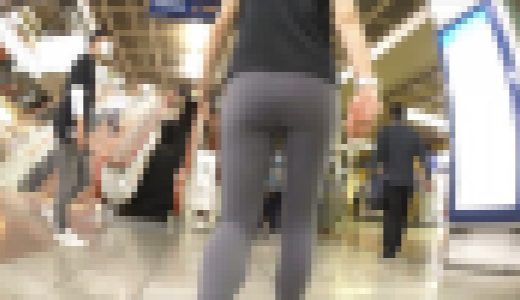 グレーピタっとスパッツ