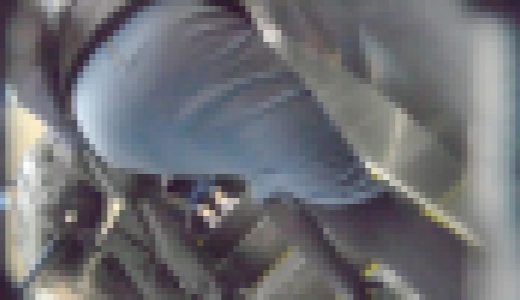 【尻が本体05】青スカートお姉さんの黒タイツ