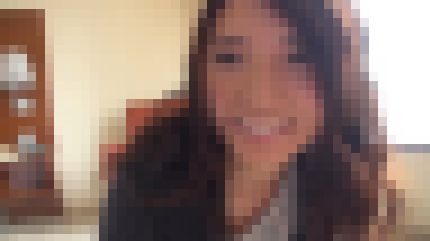色白スレンダーの22歳フリーターが巨根で膣奥を突かれ快感に喘ぎ何度も絶頂