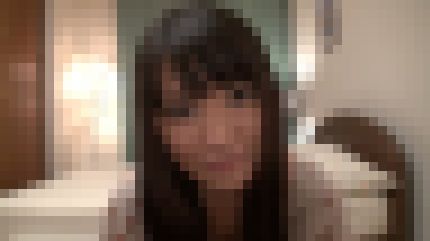 清楚な見た目だけどムッツリな20歳専門学校生が巨根で激しく突かれて喘ぎまくって何度も絶頂