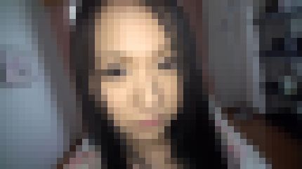 真面目そうな20歳女子大生が緊張で硬くなりながらも巨根で突かれてアソコは本気汁でビショ濡れ