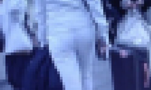 スタイル抜群の美人セレブがスウェットピタパン履いて美尻モッコリさせて歩いてるよ