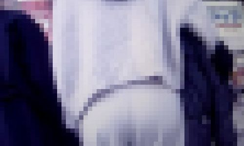 超清楚美人OLがピタパンモッコリさせるような美巨尻で歩いてるよ