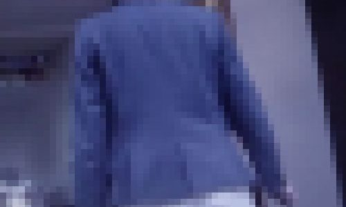 ハイスペック美人OLさんが超タイトピタパン履いて美巨尻プルンプルンさせて歩いてるよ