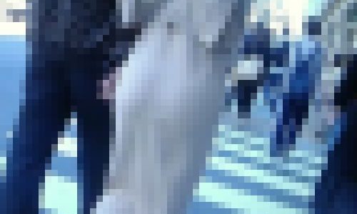 超ハイスペックの極上スタイル抜群美女が極薄タイトワンピ着て美尻肉とワレメ強調させて歩いてるよ
