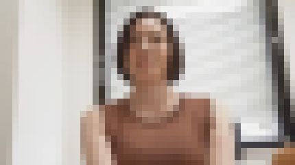 刺激を求めて来た34歳人妻がびしょ濡れのアソコを他人棒で奥まで突かれ淫らに喘ぎまくる