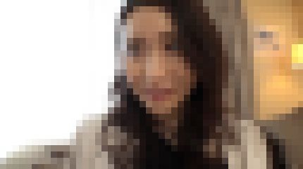 秘書をしている33歳人妻がセフレに勧められてやって来て他人棒で何度も絶頂